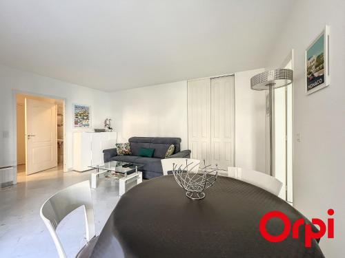 Apartment image 10
