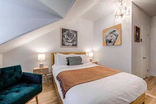 Queen Room image 2
