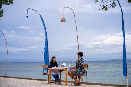 Yut's Inn Flower Paradise Gili Gede