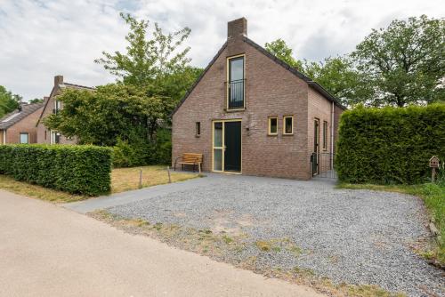 B&B Ewijk - Het Huys Ewijk. Mooi, luxe, honden, laadpaal - Bed and Breakfast Ewijk