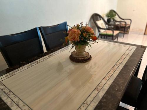 Ipoh Simple Famliy Homestay 3R3B 7-9pax SY24 Ipoh Simple Famliy Homestay 3R3B 7-9pax SY24