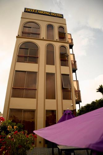 Exterior view, Tuyet Suong Hotel in Tran Phu