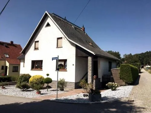 Ferienwohnung am Lehnberg, Familie Richter in Neue Häuser, Deutschland