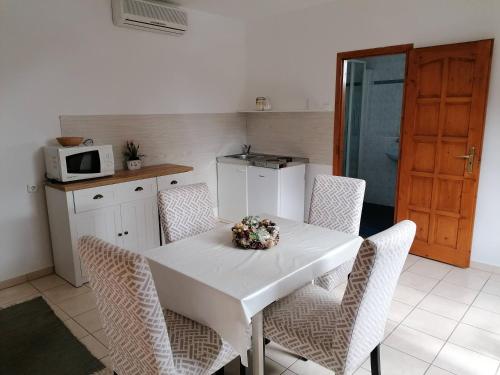 Családi apartman - image 4