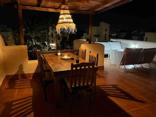 Vista Bahia Sea view, Pool, 700 m to beach in บาเอีย เด กาซาเรส