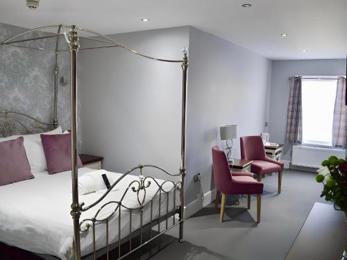 Double Room image 5