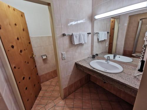 Hotel TONI - image 9