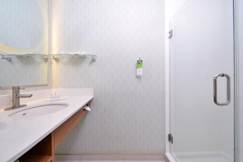 SpringHill Suites Kingman Route 66 - image 9