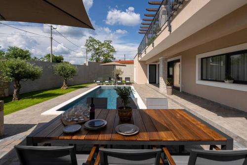 Casa Oliveto by Briskva in เซเร