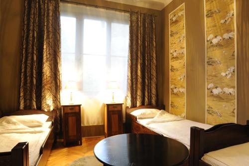 room detail thumbnail 0