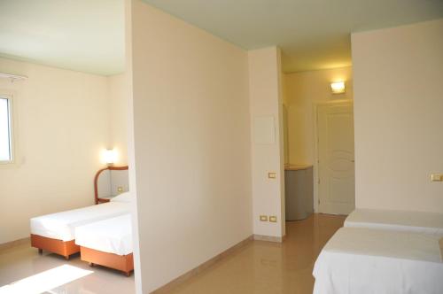 Habitación cuádruple, balcón