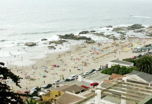 Depto. Maitencillo 3 dormitorios, 2 estacionamientos, gran terraza frente a la playa