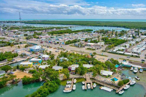 Captain Pip's Marina & Hideaway - image 9