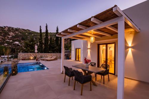 MerTelia Luxury Villas