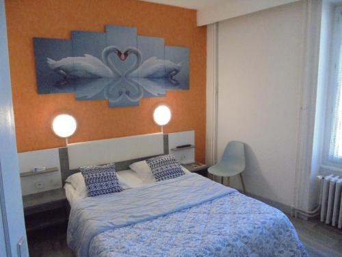 Hotel De La Gare - image 6