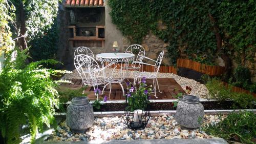 La Casa de Su - Main