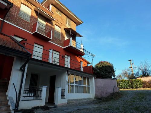Viesnīcas āriene, Dolci ricordi in Roppolo