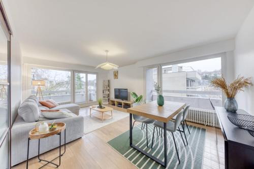 Grand appartement spacieux - Proche Paris - Location saisonnière - Sèvres