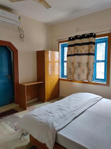 Nest Tales Backpacker Hostel – Khajuraho, IN