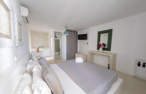 Anemoi Resort in Paros Island