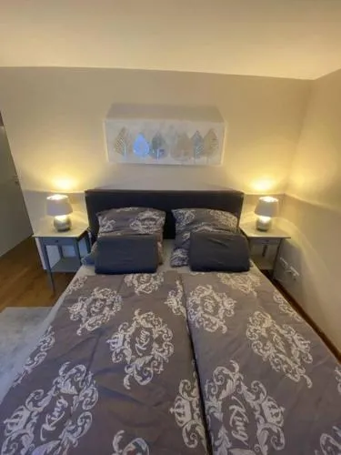 Gemütliche Unterkunft am See in Köln, Deutschland