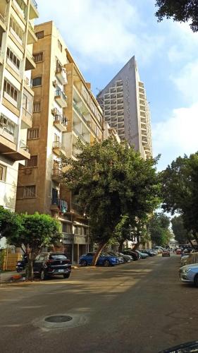 Dokki I Madina Apt I 2min to Nile - image 12