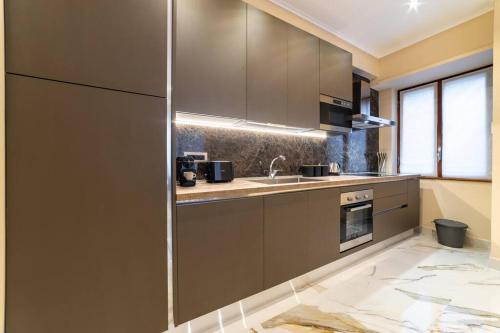 50 Gandino Deluxe, Roma (foto 10)