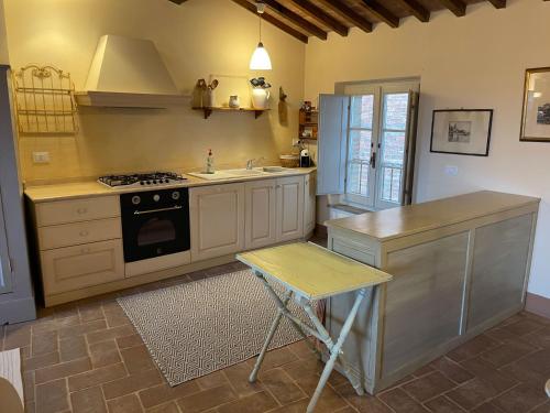 2 King Bed, 2 Full Bathroom Apartment in Umbria - Tuscany, Città della Pieve (Foto 3)
