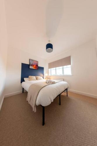 Cocoa Corner - Central Location - Free Parking, FastWifi, SmartTV with Netflix by Yoko Property - Redcar