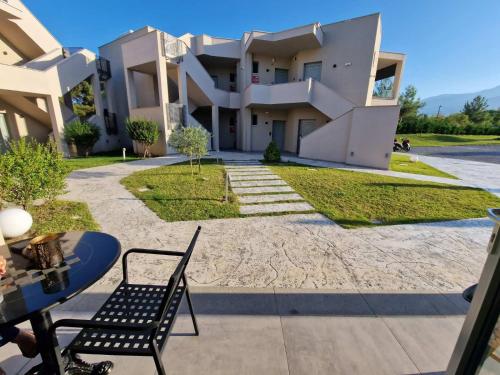 Exterior view of Olympus Panhteon - Olympian Collection