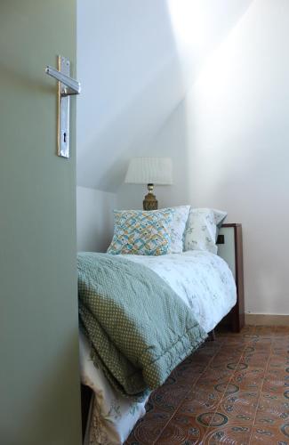 2 twin beds