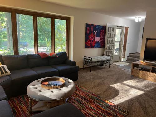 Classic home in the Waukazoo Woods Holland Michigan in Holland, USA