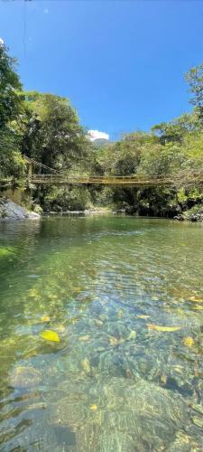 Chalet OCULTO Acceso al Rio Cristalino/Fogata/Hamacas