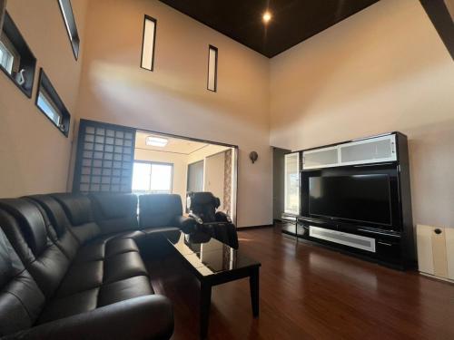 오키나와 본섬 トワイライトヒルズ Twilight Hills (トワイライトヒルズ Twilight Hills) 4성급 싱글룸 스위트룸