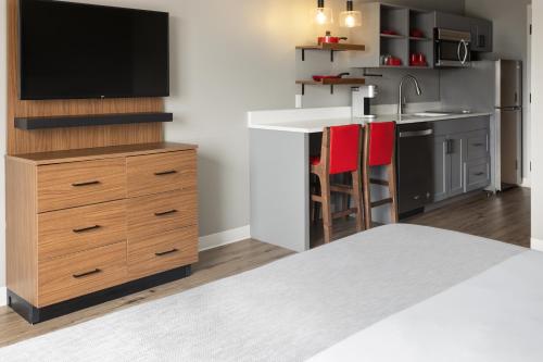 Hawthorn Extended Stay by Wyndham Williston Burlington in Williston, USA