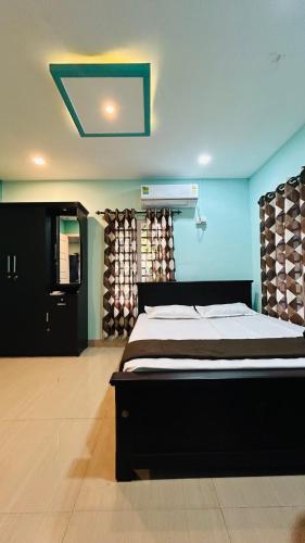 Namasthe Inn AC, Ottapalam-Palakkad Highway, Lakkidi in Lakkidi