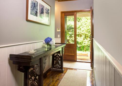 Winter Rose - gorgeous gardens sleeps 5, Olinda (fotografie 6)