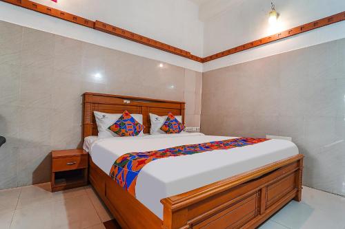 Skry Hotels Gandhipuram Coimbatore