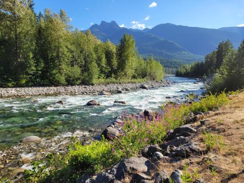 Riverbend Guest House in Slesse Park (BC)
