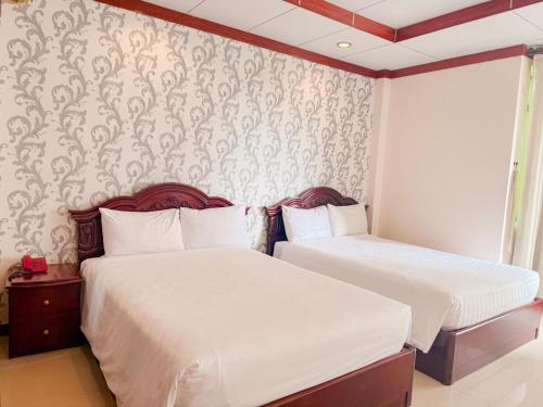 Deluxe Quadruple Room image 4