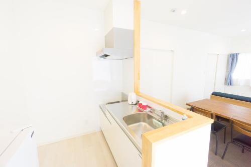 주방, 콘도미니오 미야코쿠코 (Condominio Miyakokuko) near 미야코 공항