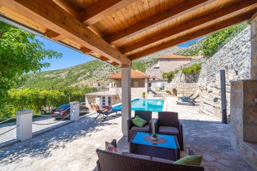 Three-Bedroom Villa with Private Pool image 10