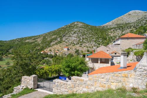 Villa Stone House Kuna - image 2
