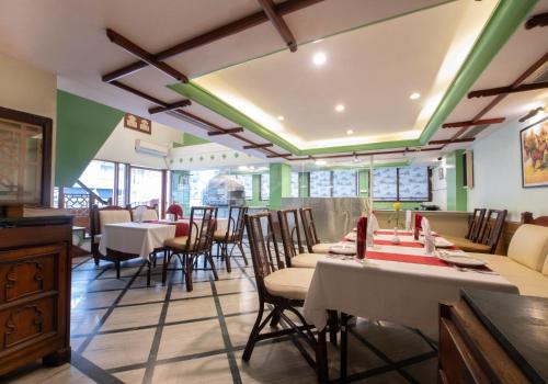 Restaurante, Nahar Heritage Hotel in Bangalore