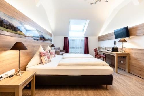 1 queen bed