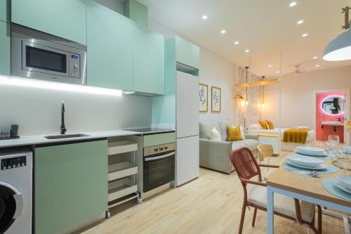 CASA FLORIT - 4 Guests with AC and WiFi near Sorolla Train Station, Valencia (foto 5)