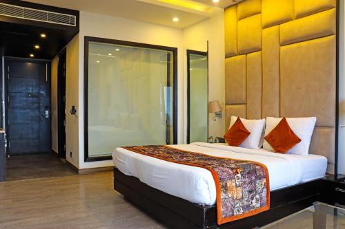 Superior Double Room image 10