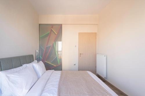 City Oasis: Newly Renovated 2Br Apt in City Center