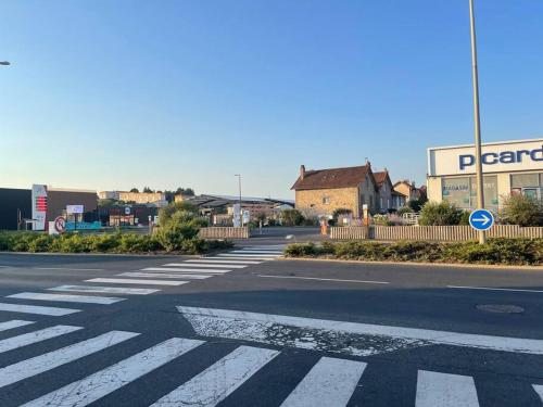 Le Charmeur * * * in Aurillac