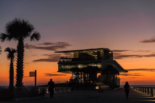 305 - Madeira Bay Resort - image 11